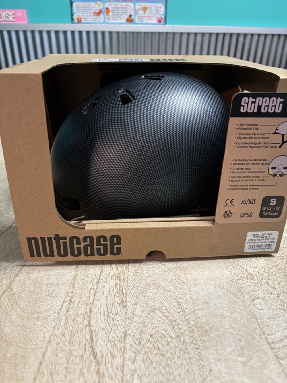 Nutcase Matte Black Carbon-Texture Bike Helmet